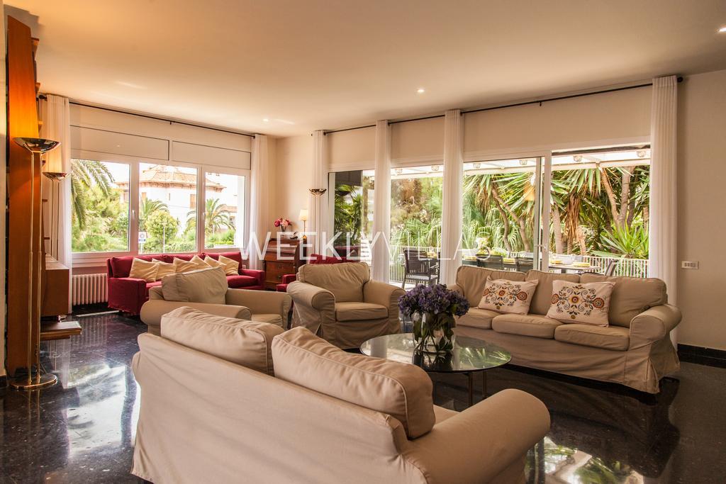 Villa Sitges Tupinetti Beach At 1 Min Walk Amaizing Garden And View Center Sitges 5 Minutes Walk Eksteriør billede
